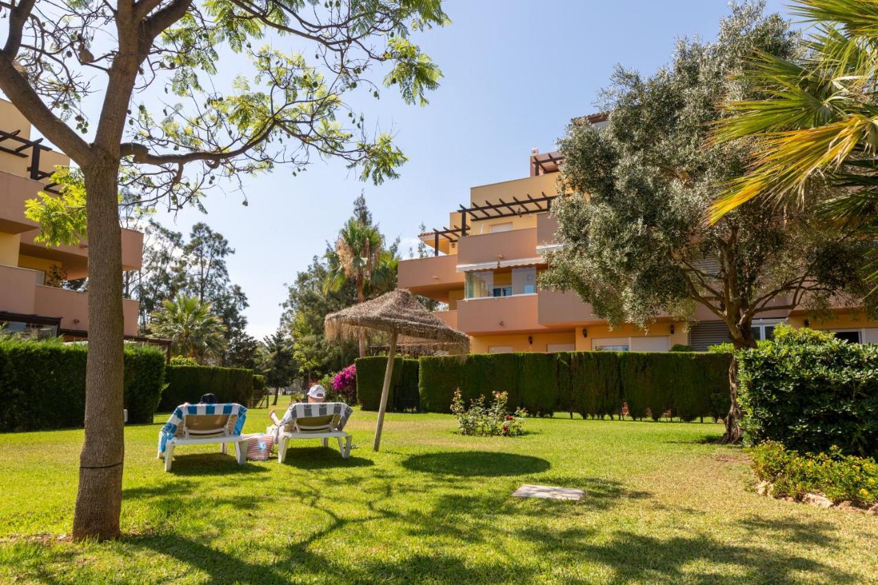 Golf And Beach Apartment Ла-Кала-де-Михас Экстерьер фото